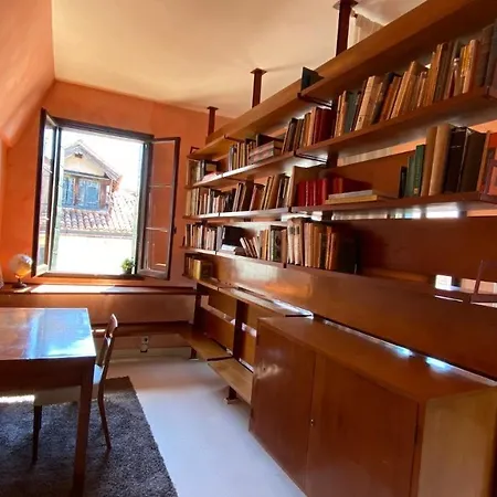 Ca' Romantica -Spacious Apartment Near Accademia * البندقية